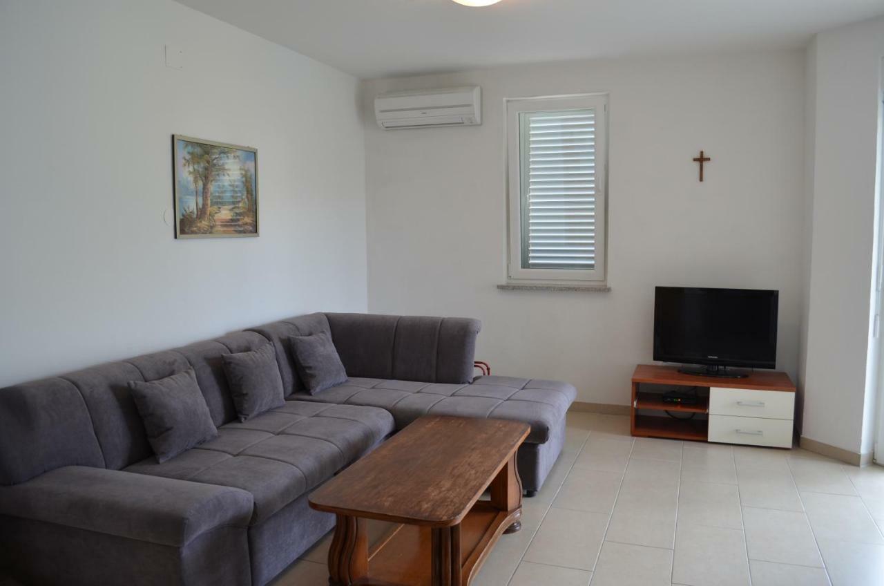 Apartments Buljan Baška Esterno foto