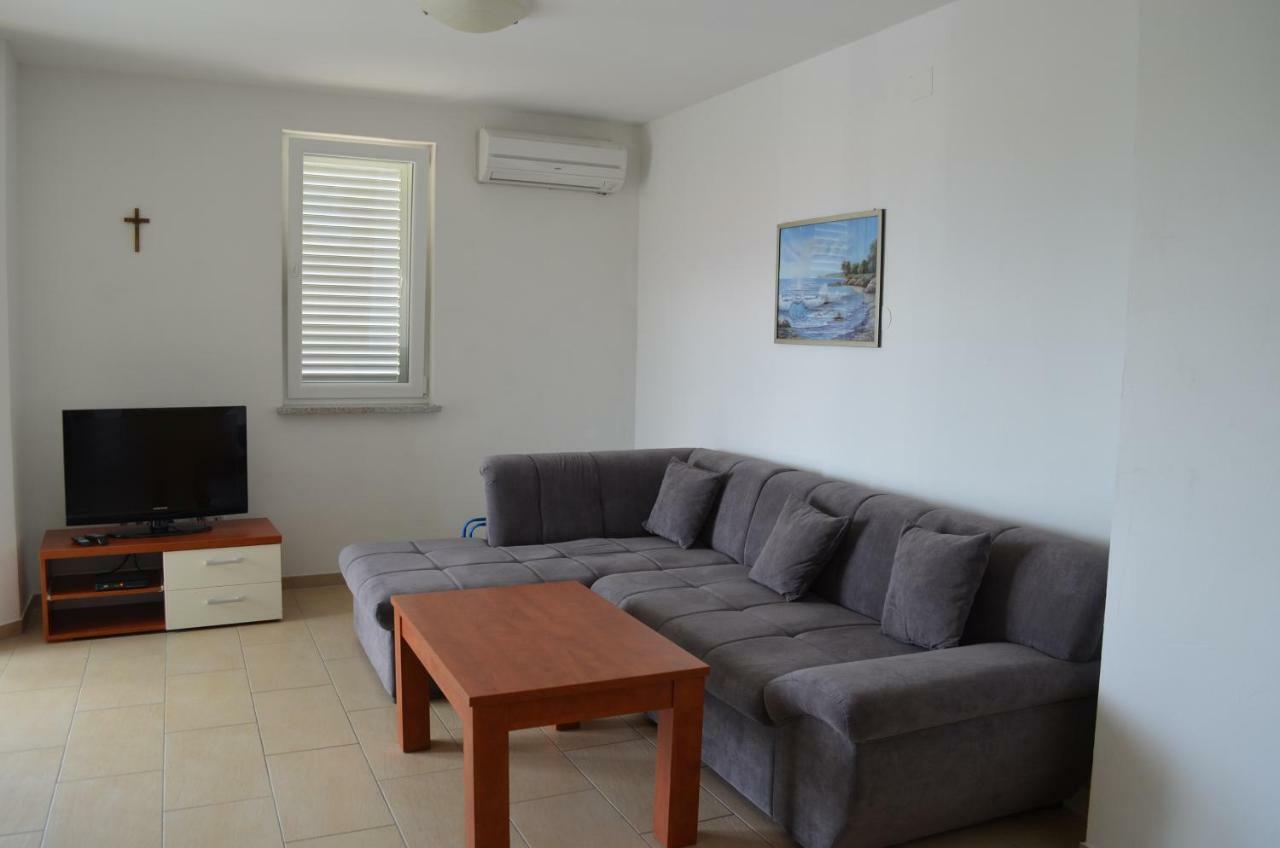 Apartments Buljan Baška Esterno foto
